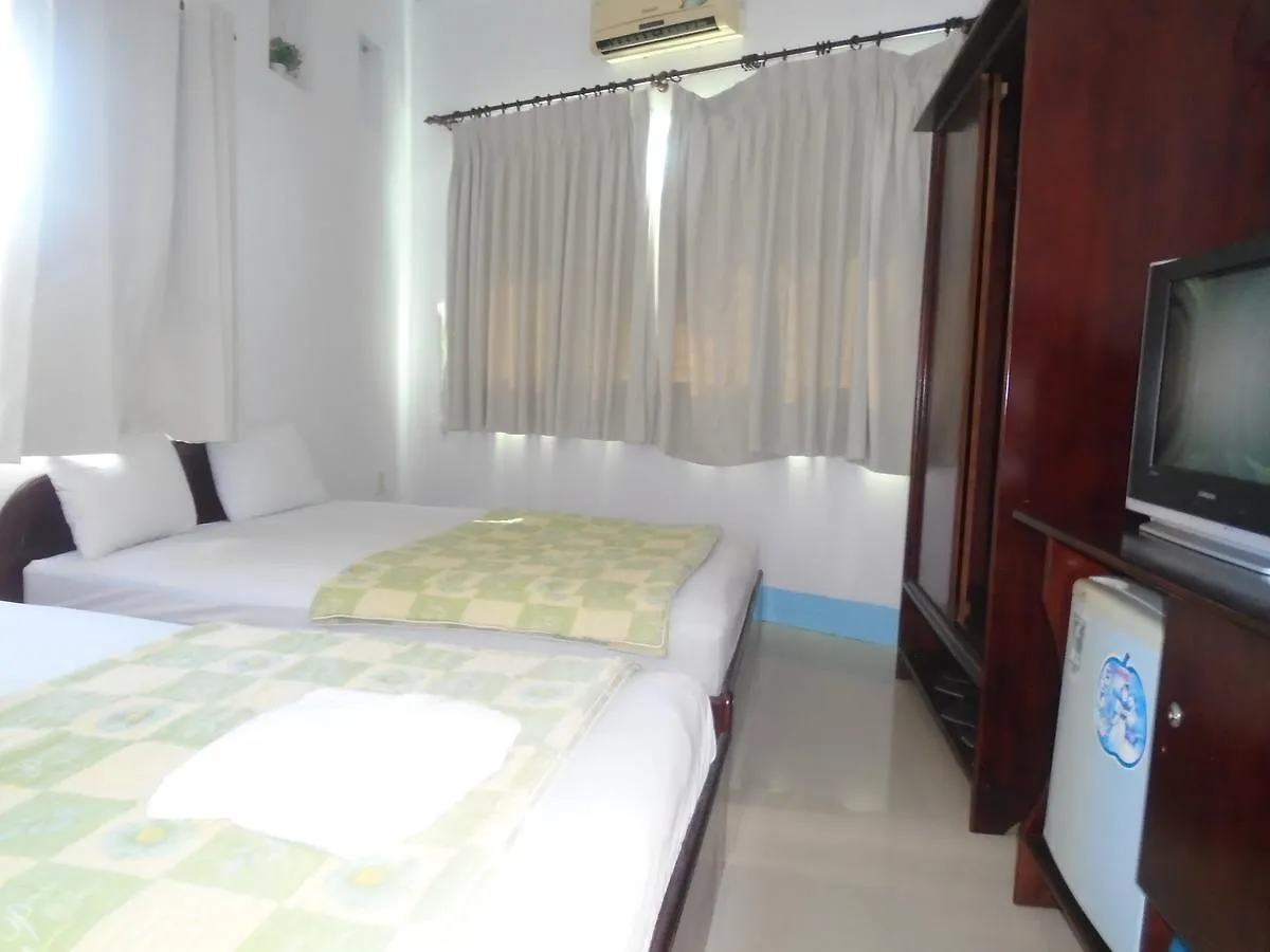 Hoang Cam Guesthouse فونج تاو 0*,  فيتنام