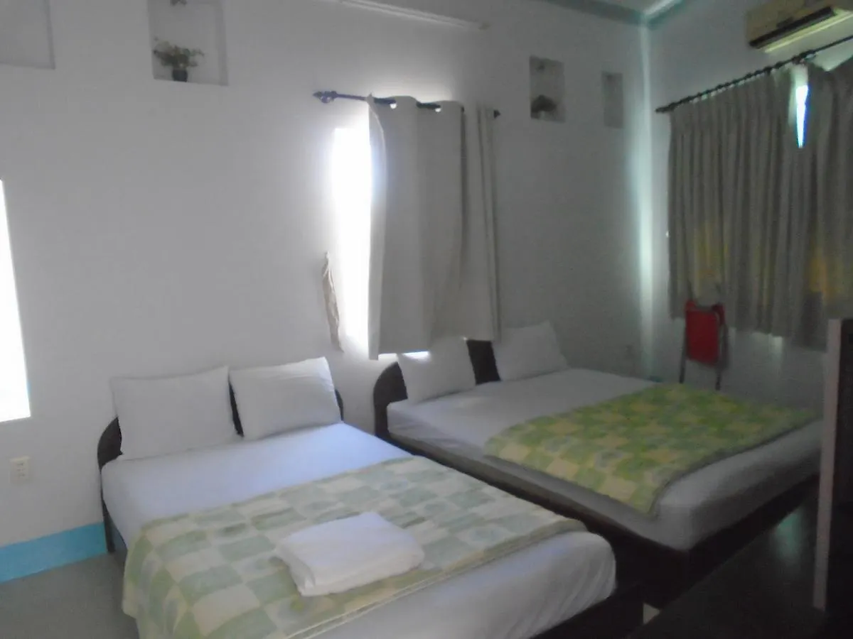 Hoang Cam Guesthouse فونج تاو فيتنام