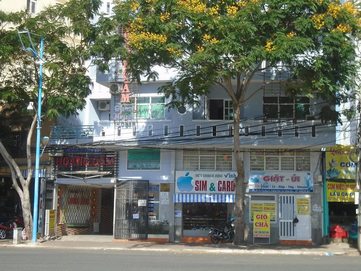 Hoang Cam Guesthouse فونج تاو بيت ضيافة